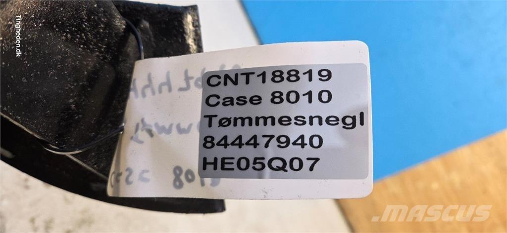 Case IH 8010 Ražas novākšanas kombainu papildaprīkojums