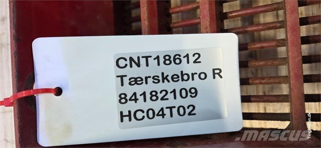 Case IH 9010 Ražas novākšanas kombainu papildaprīkojums