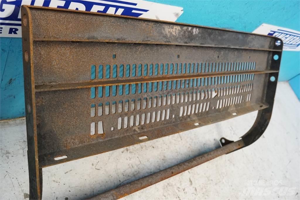 Case IH 9120 Ražas novākšanas kombainu papildaprīkojums