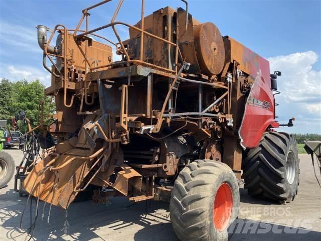 Case IH 9230 Ražas novākšanas kombaini