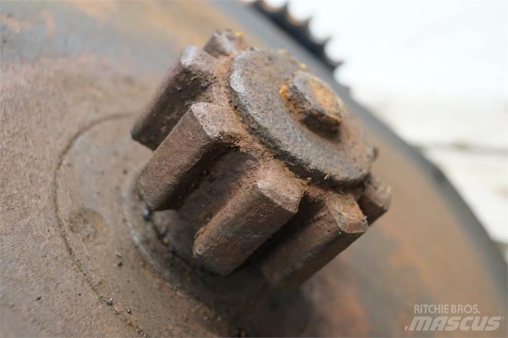 Case IH 9230 Ražas novākšanas kombainu papildaprīkojums