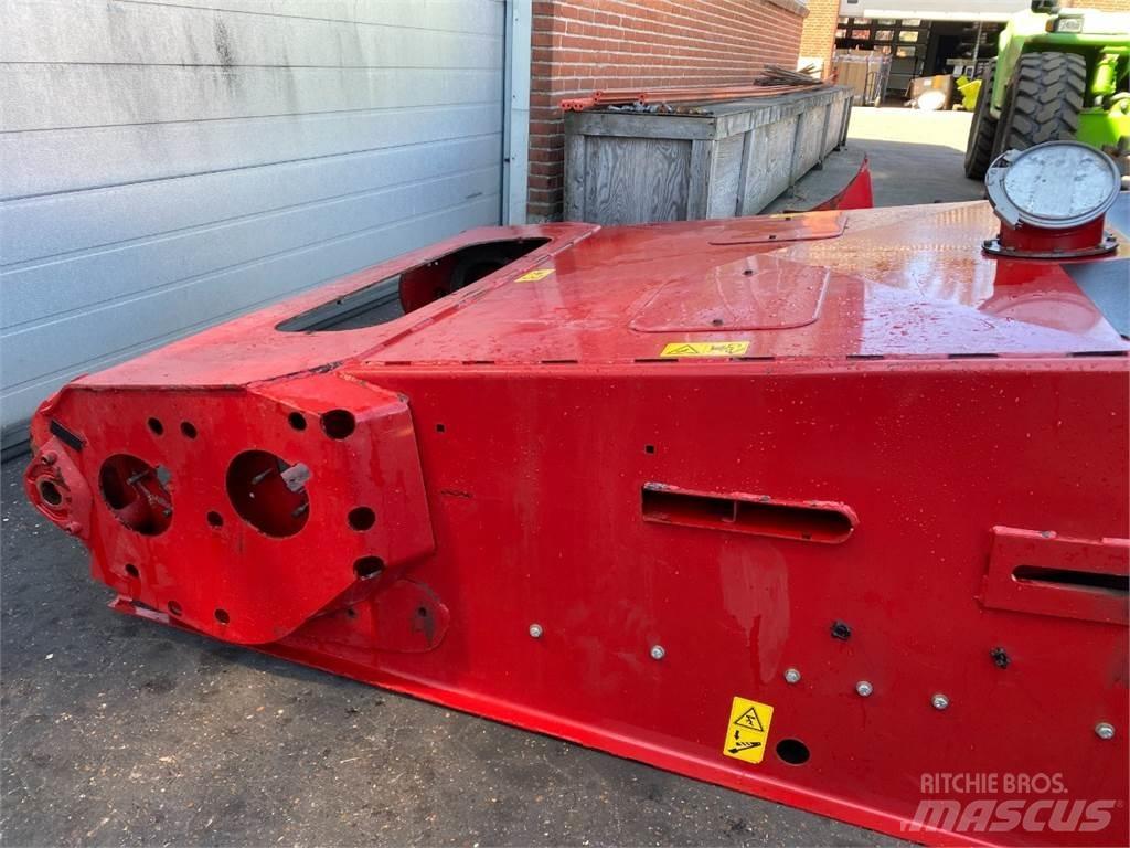 Case IH 9230 Ražas novākšanas kombainu papildaprīkojums