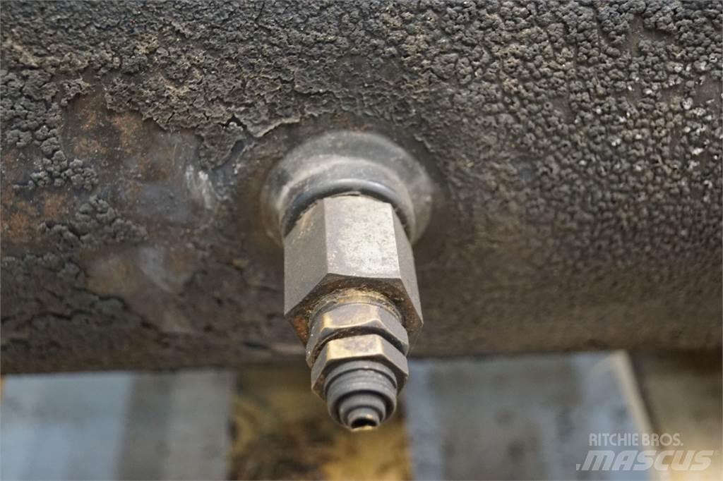 Case IH 9230 Ražas novākšanas kombainu papildaprīkojums