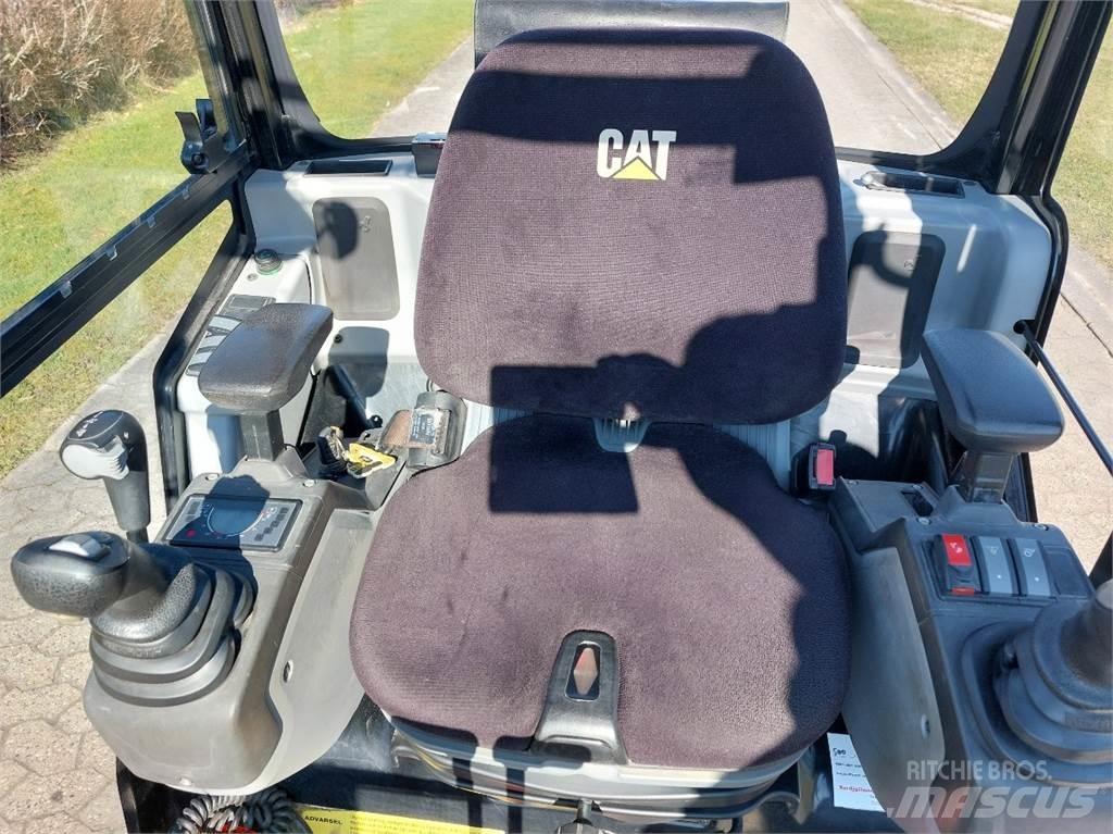 CAT 301.7D Mini ekskavatori < 7 t