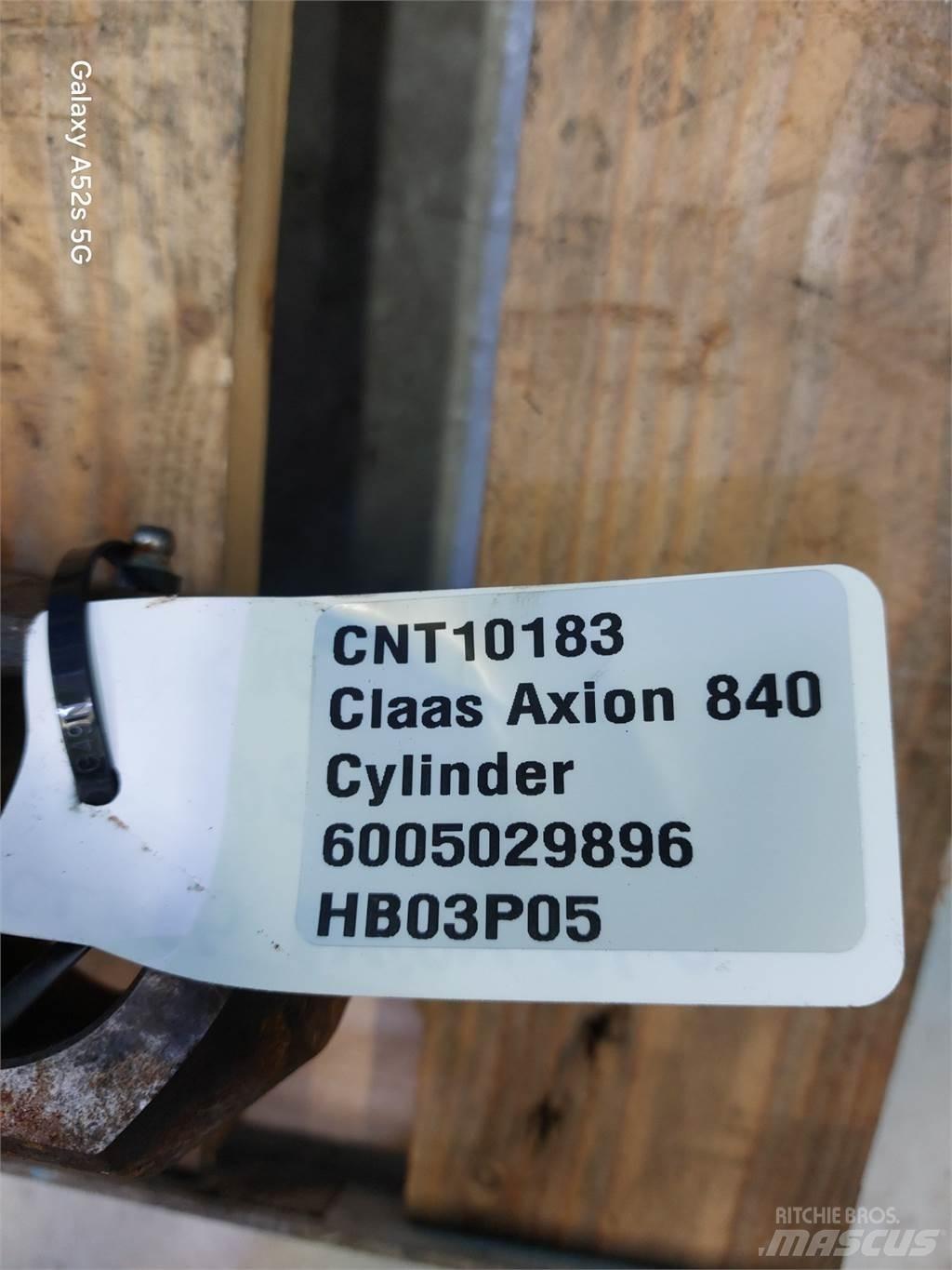 CLAAS Axion 840 Hidraulika