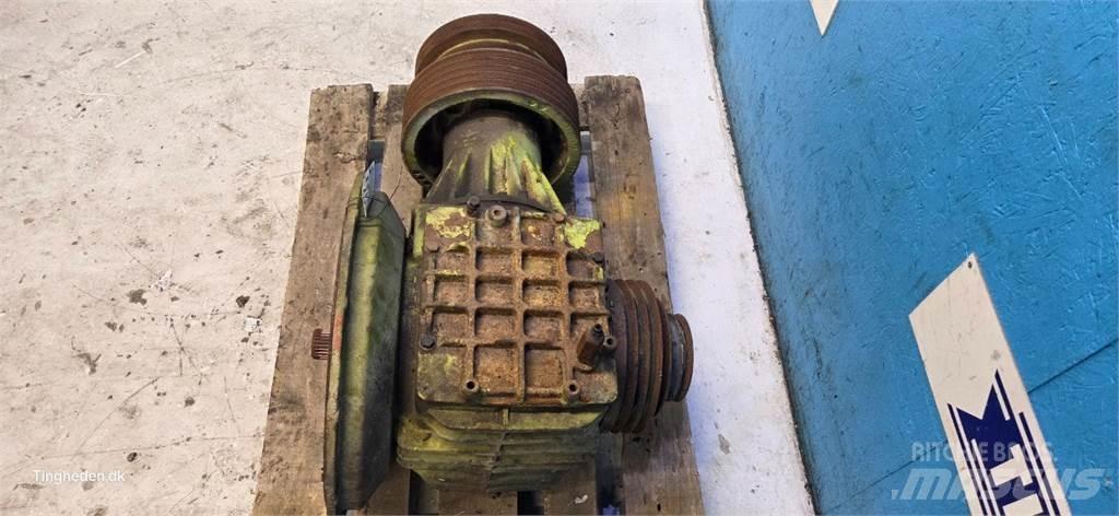 CLAAS Jaguar 695 Siena un lopbarības novākšanas mašīnu piederumi