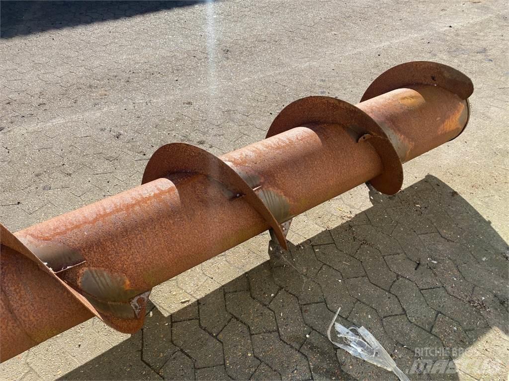 Dronningborg 16 Ražas novākšanas kombainu papildaprīkojums