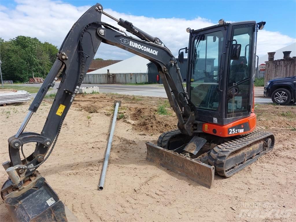 Eurocomach 25ZT Mini ekskavatori < 7 t