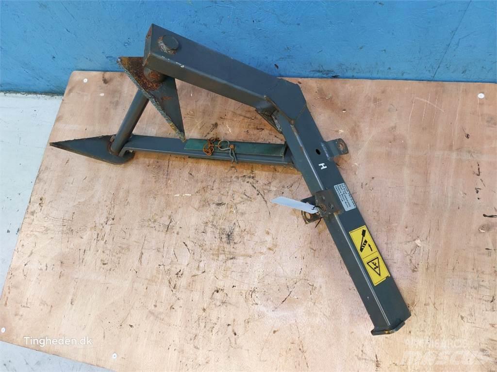 Fendt 763 Ražas novākšanas kombainu papildaprīkojums