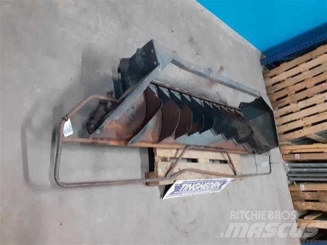Fendt 9490X Ražas novākšanas kombainu papildaprīkojums