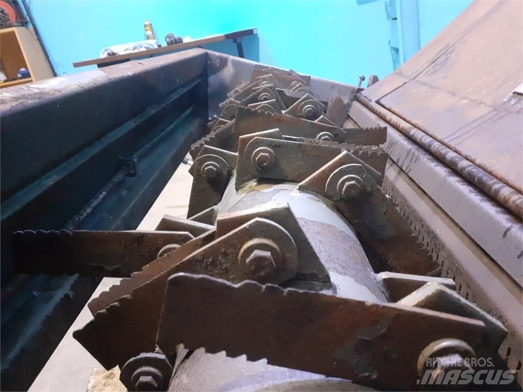 Fendt 9490X Ražas novākšanas kombainu papildaprīkojums