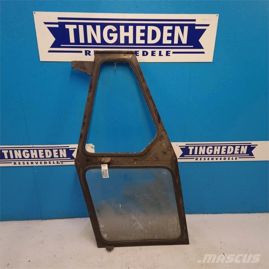 Fiat 580/8 Kabīnes un interjers