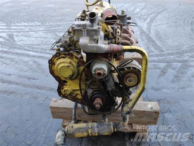 Ford 2704ET Dzinēji
