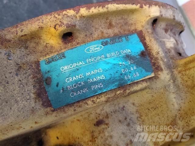 Ford 2723E Dzinēji