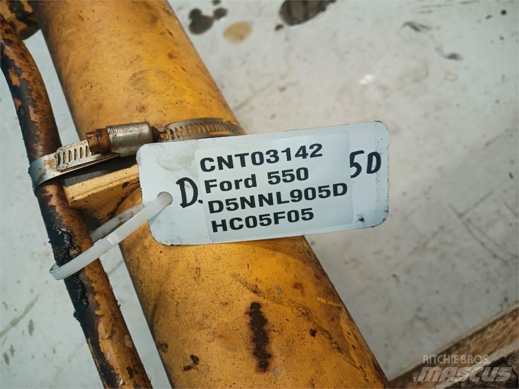 Ford 550 Strēles un kausi