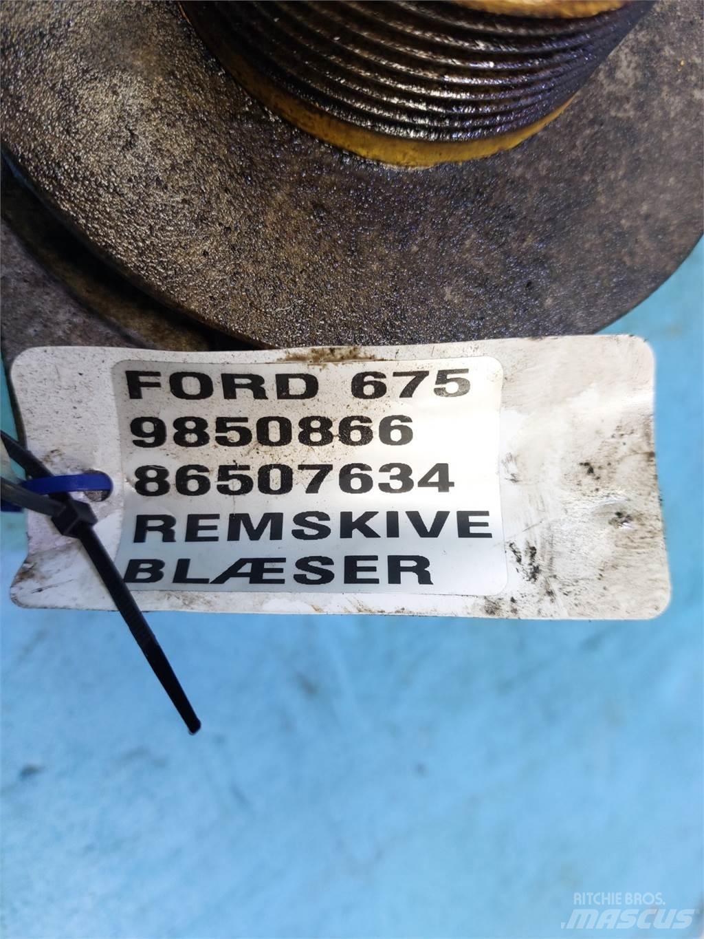 Ford 675 Dzinēji