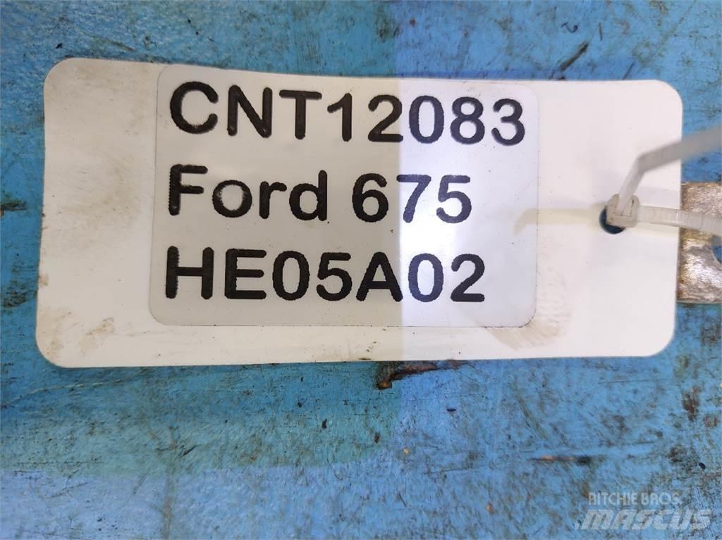 Ford 675 Dzinēji