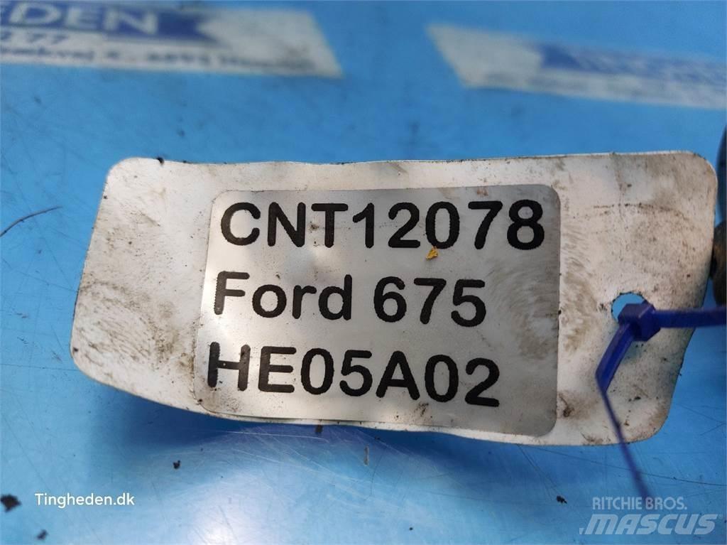 Ford 675 Dzinēji