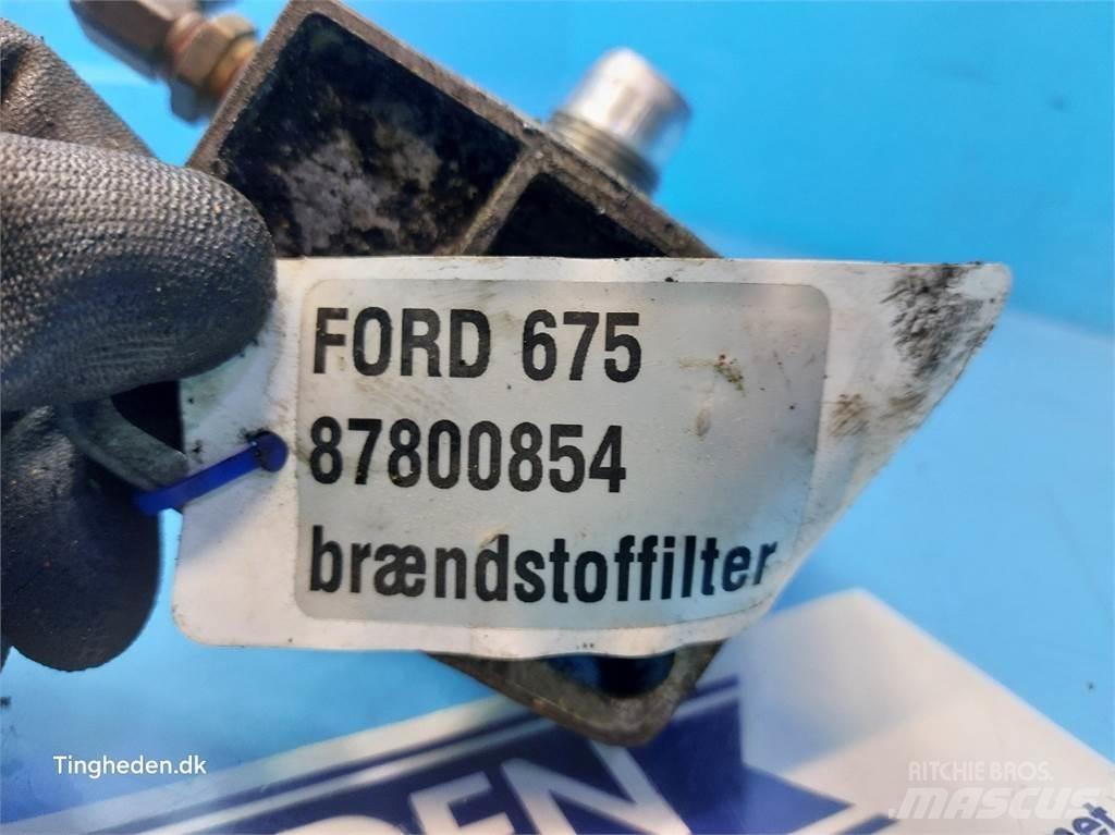 Ford 675 Dzinēji