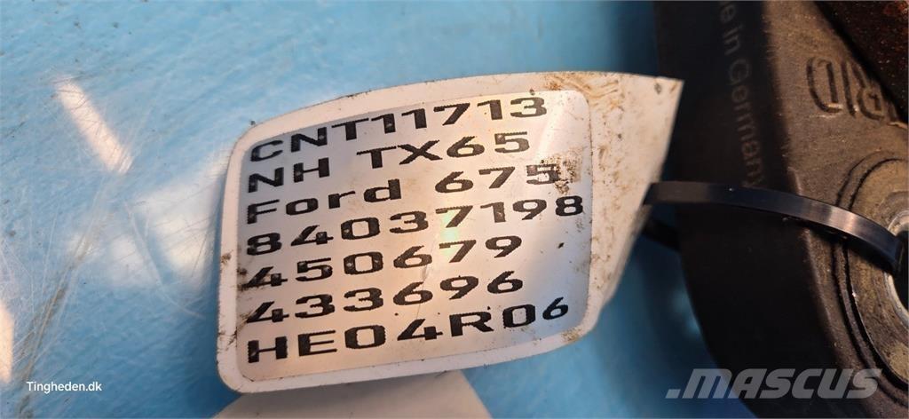 Ford 675 Dzinēji