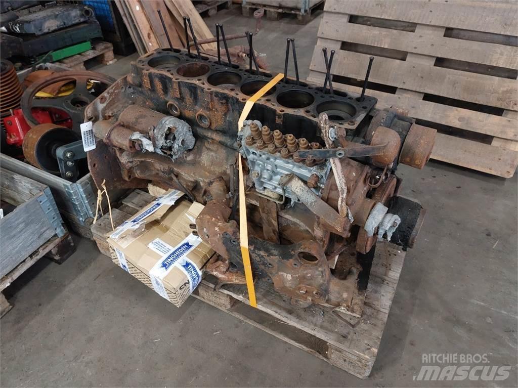 Ford 675TA Dzinēji