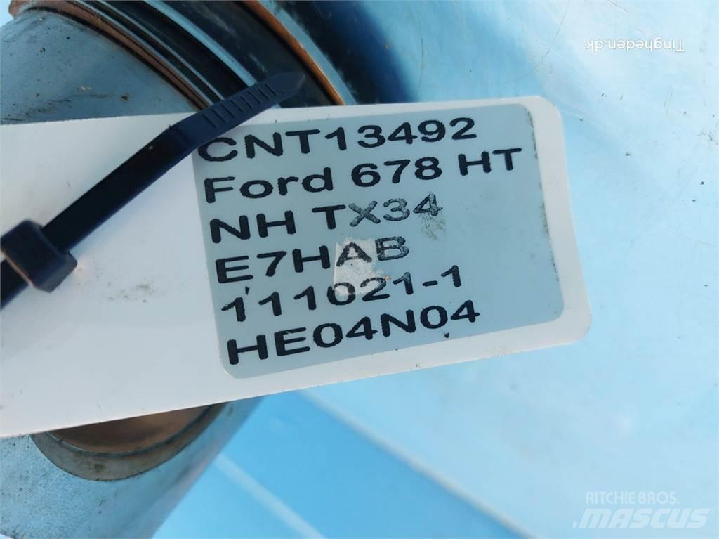 Ford 678 HT Dzinēji