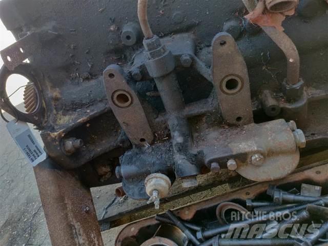 Ford 678HTA Dzinēji
