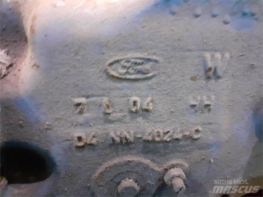 Ford 7700 Transmisija