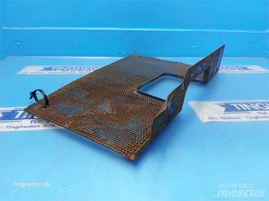 Ford 7710 Cits traktoru papildaprīkojums