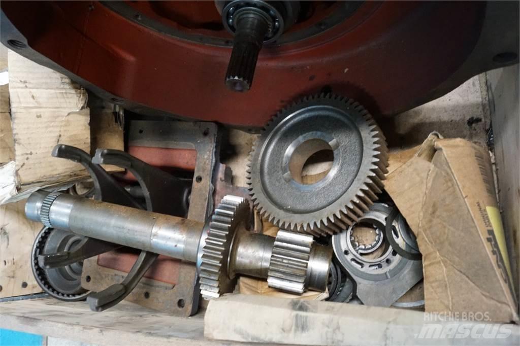 Ford 8340 Transmisija