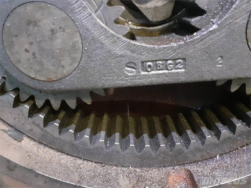 Ford 8630 Cits traktoru papildaprīkojums