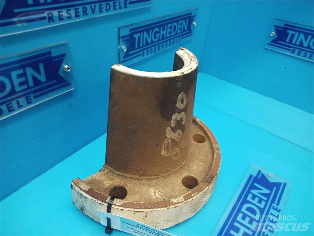 Ford 8630 Cits traktoru papildaprīkojums