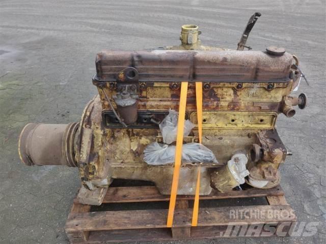 Ford Trader 590E Dzinēji