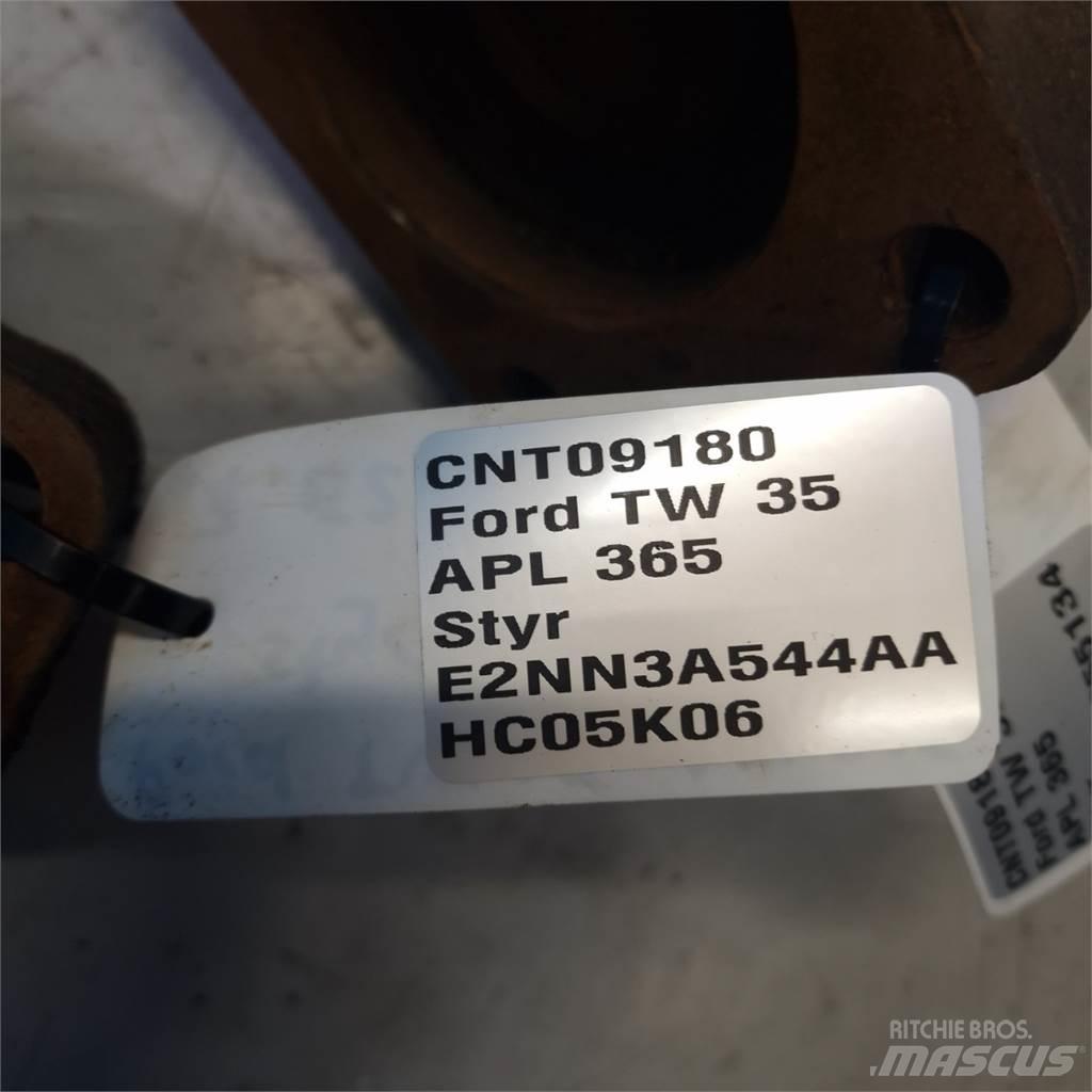 Ford TW35 Cits traktoru papildaprīkojums