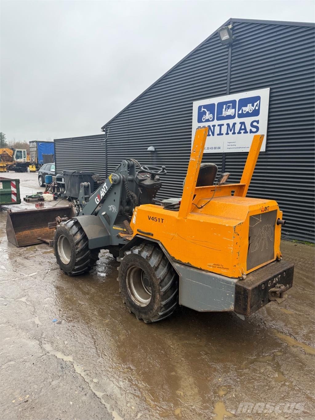 GiANT 451T Mini iekrāvēji