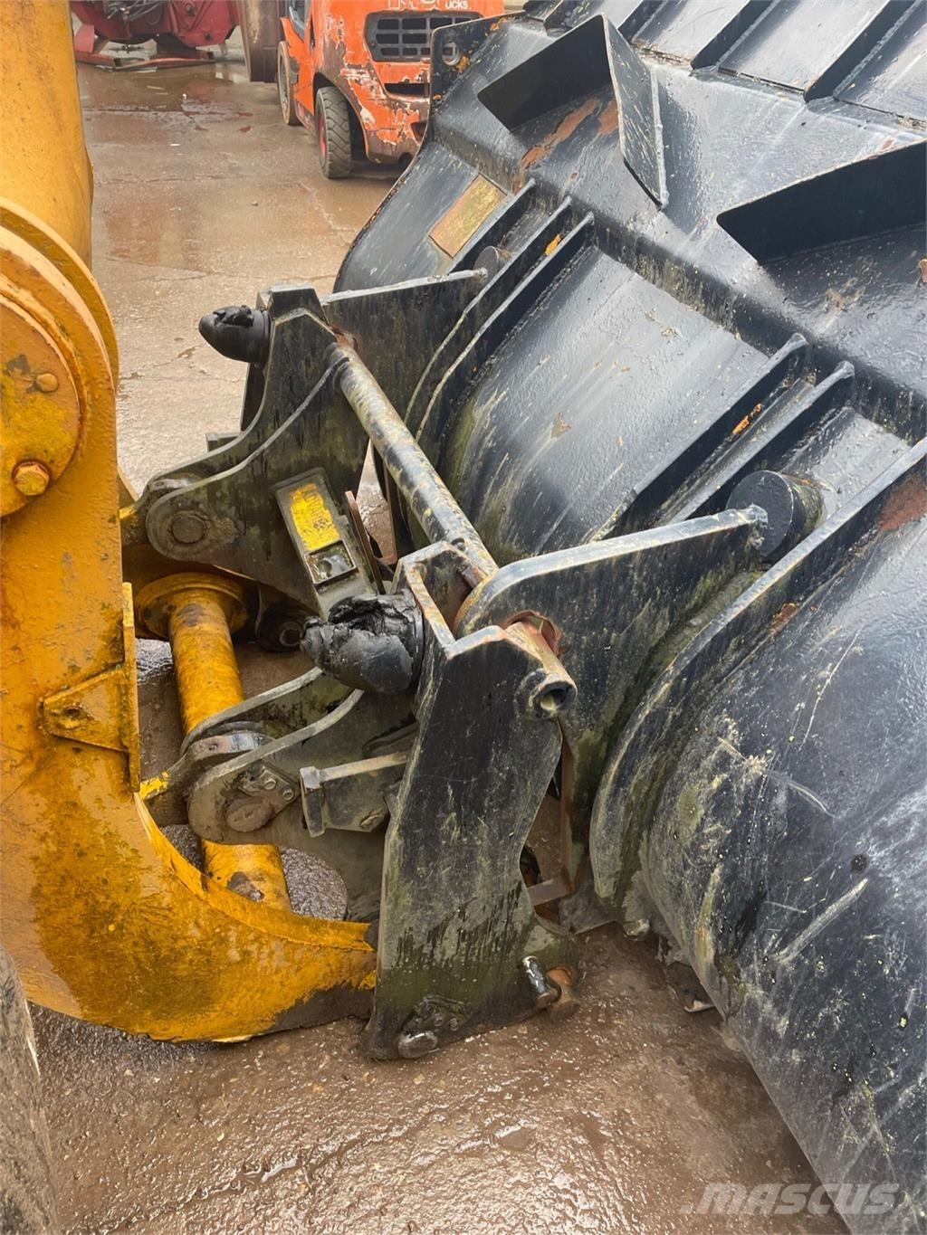 Hanomag 55D Iekrāvēji uz riteņiem