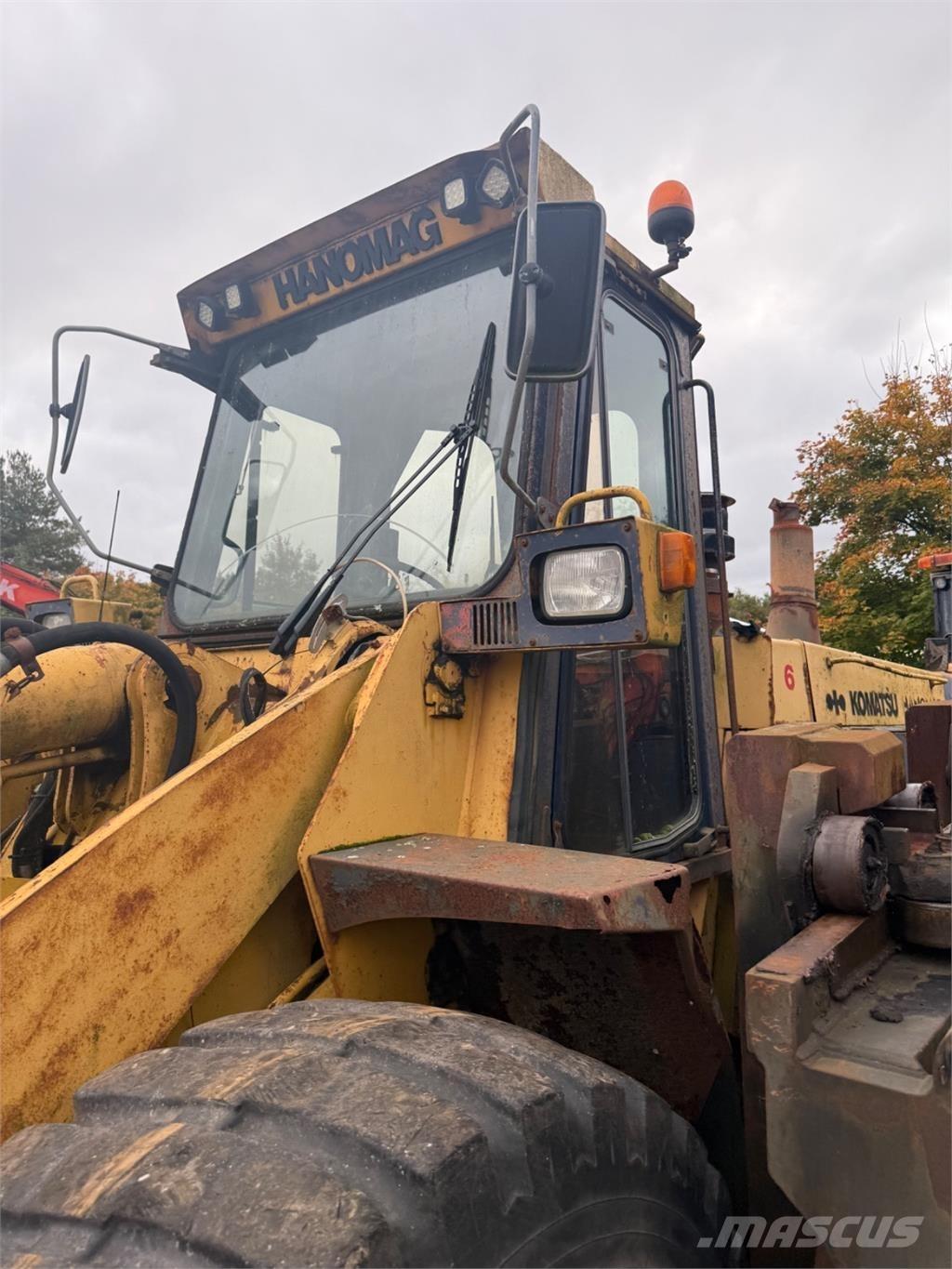 Hanomag 60E Iekrāvēji uz riteņiem