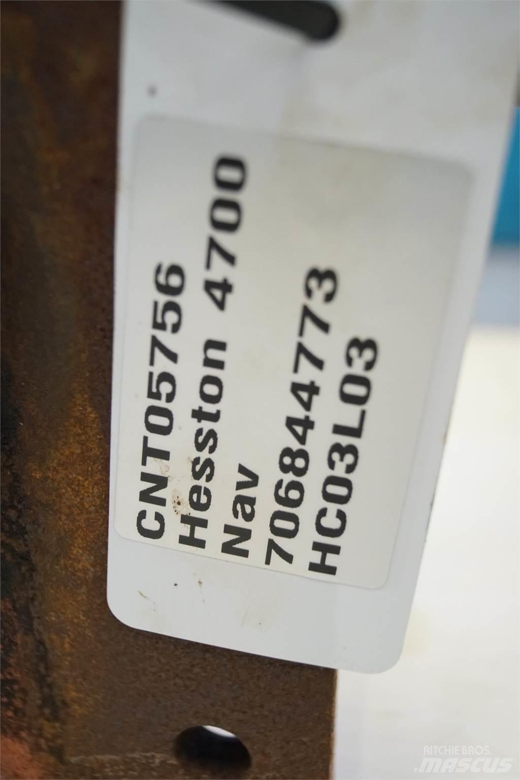 Hesston 4700 Cits lopbarības novācēju, kombainu aprīkojums