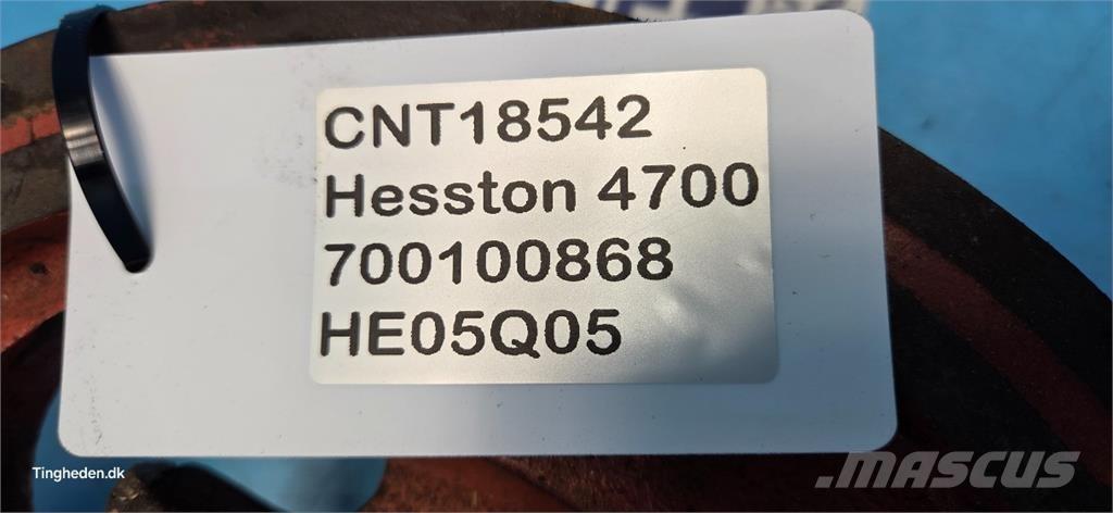 Hesston 4700 Cits lopbarības novācēju, kombainu aprīkojums