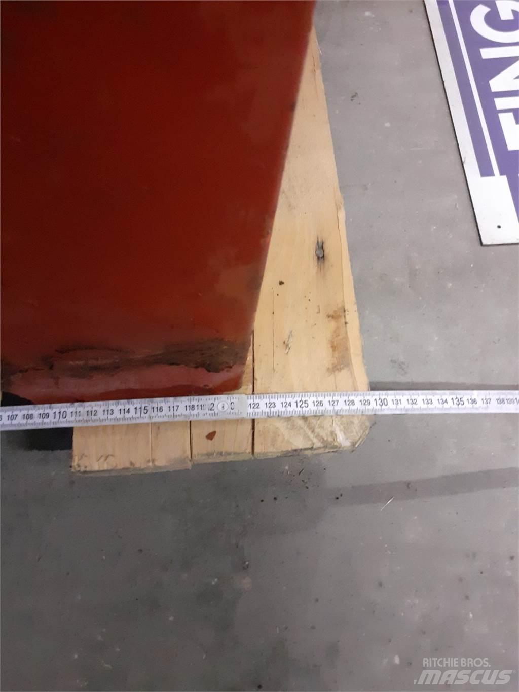 Hesston 6400 Pļaujmašīnas