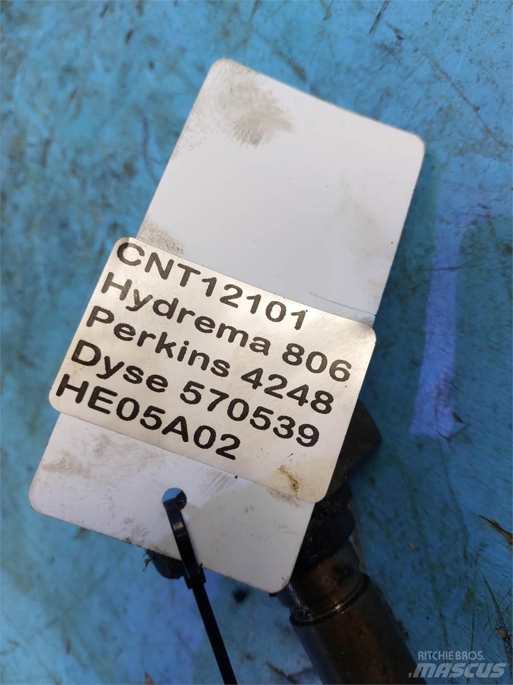 Hydrema 806 Dzinēji