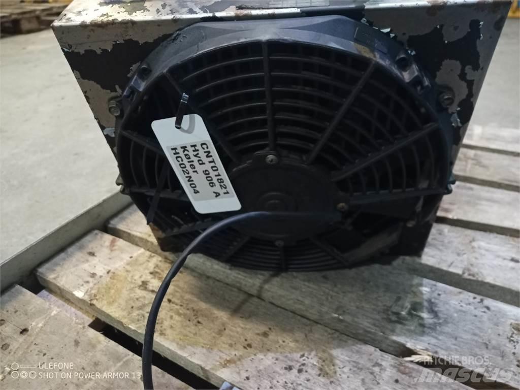 Hydrema 906A Radiatori
