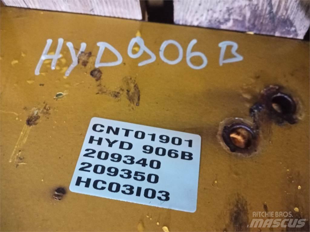 Hydrema 906B Strēles un kausi
