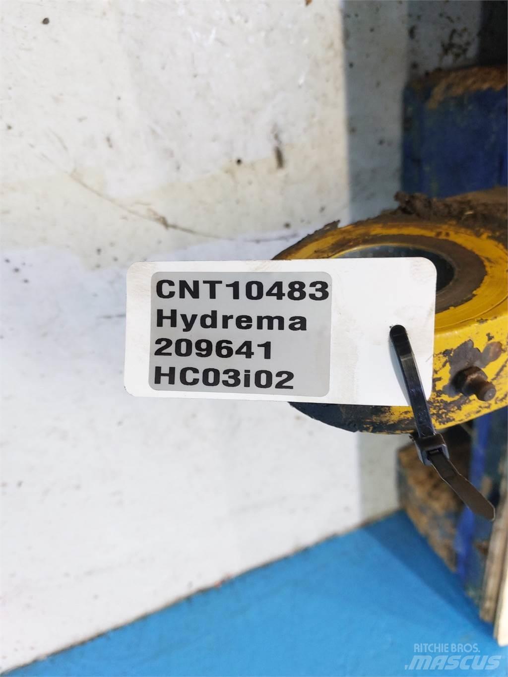 Hydrema 906B Strēles un kausi
