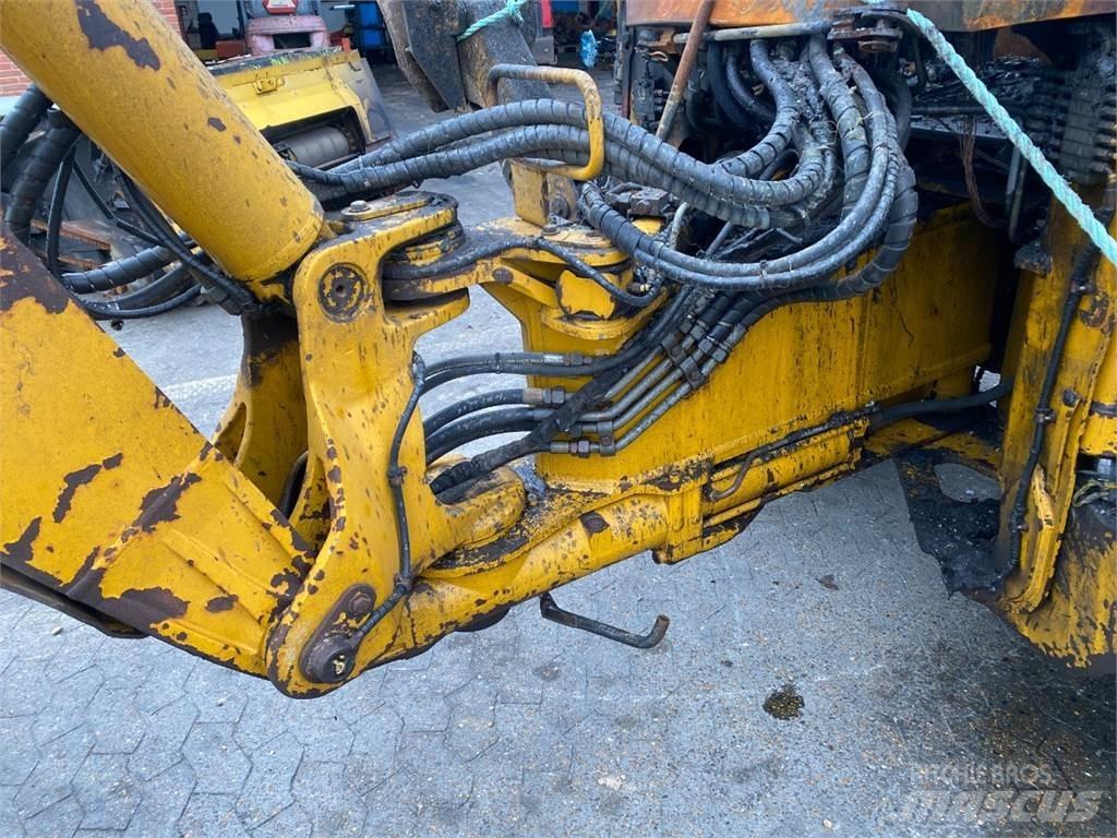 Hydrema 906C Ekskavatori-iekrāvēji