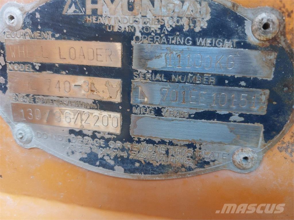 Hyundai HL740-3 Iekrāvēji uz riteņiem