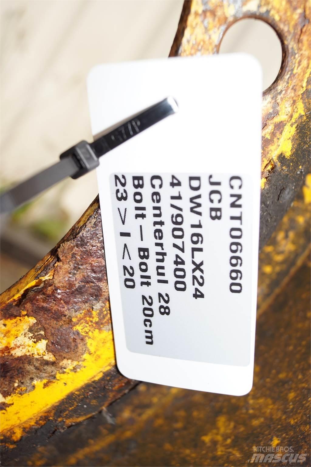 JCB 24 DW16LX24 Riepas, riteņi un diski