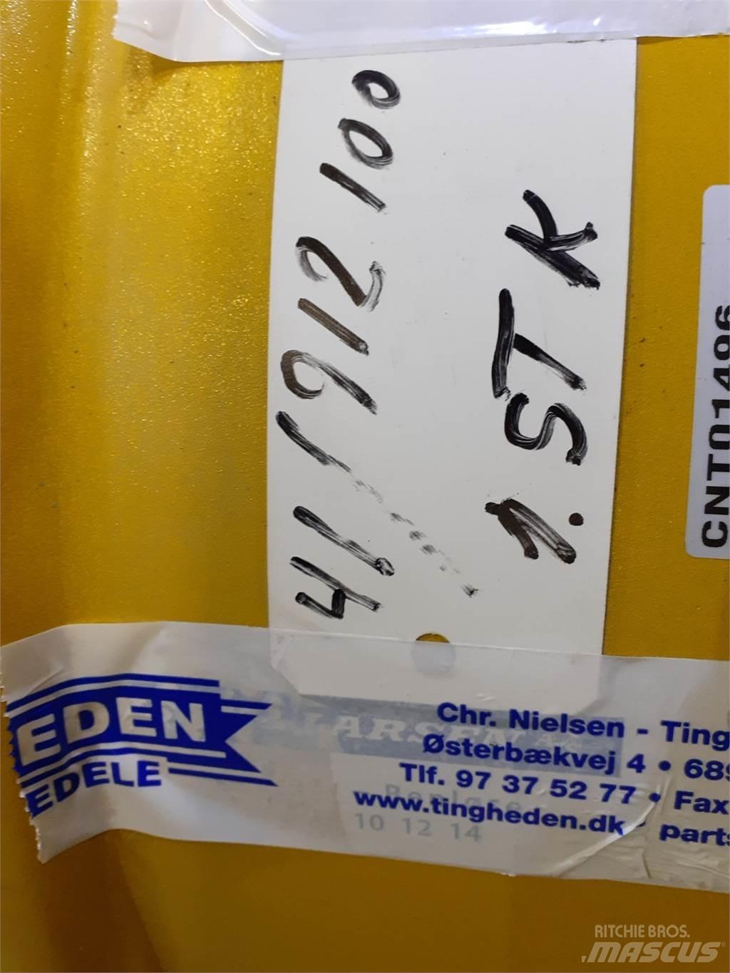 JCB 28 DW15LX28 Riepas, riteņi un diski