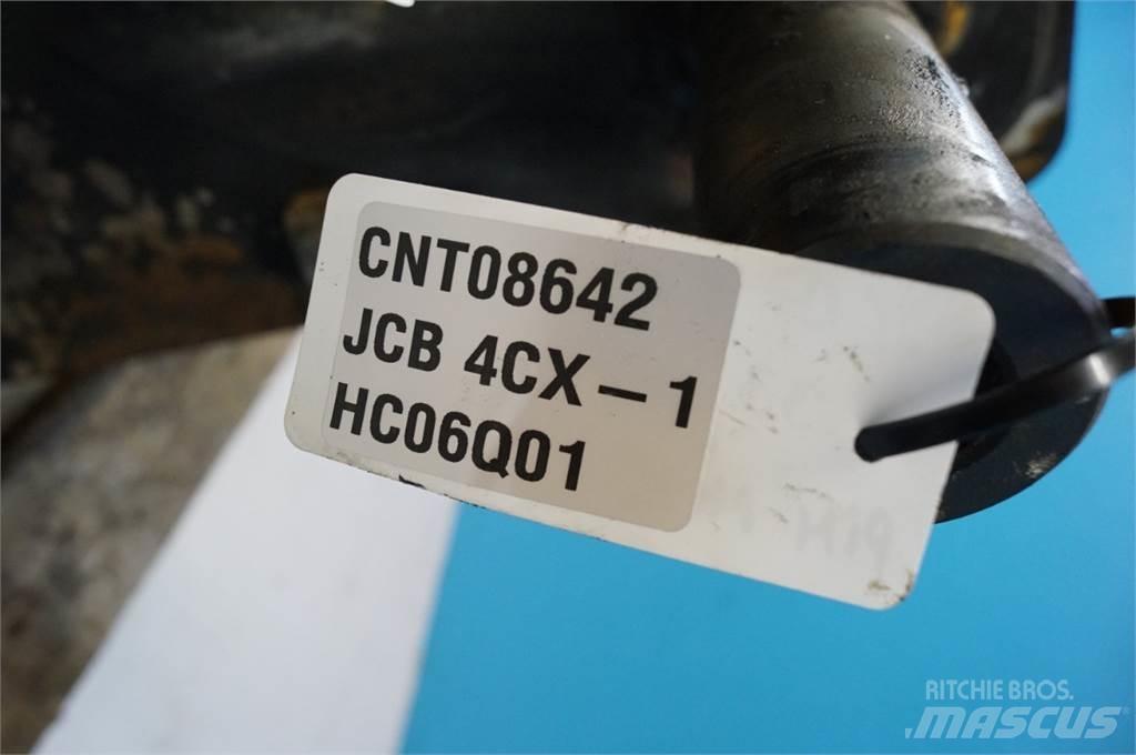 JCB 4CX Strēles un kausi