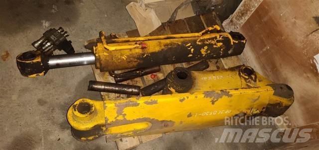 JCB 530 Teleskopiskie manipulatori